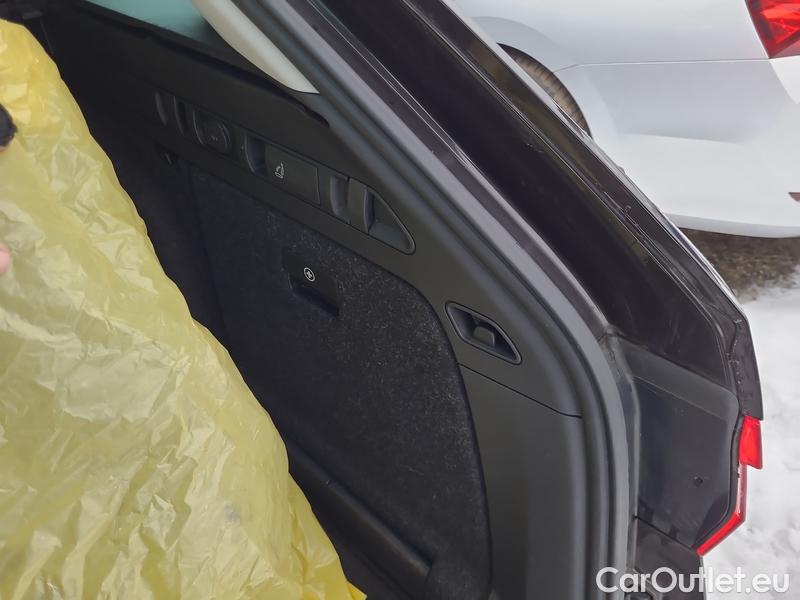  Skoda  Superb  Combi (3T5)(2010) Sup.C.FL2.0TDI 110 Style AT #13