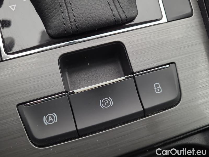  Skoda  Superb  Combi (3T5)(2010) Sup.C.FL2.0TDI 110 Style AT #22