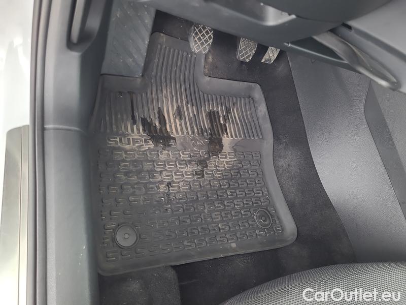  Skoda  Superb  Combi (3T5)(2010) Sup.C.FL2.0TDI 110 Style #5