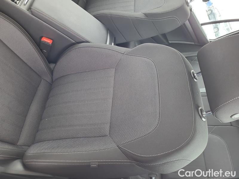  Skoda  Superb  Combi (3T5)(2010) Sup.C.FL2.0TDI 110 Style #7