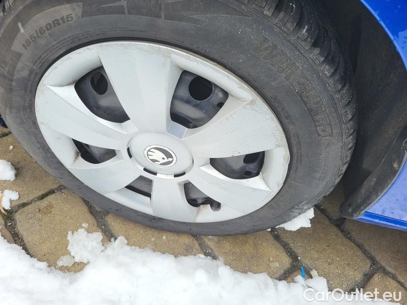  Skoda  Fabia  3 (2015)  1.0TSI 70 Active #4