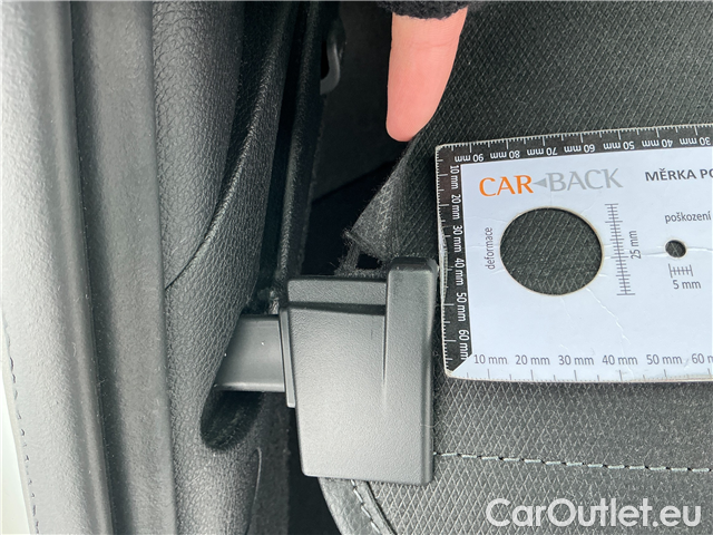  KIA  Cee'd Ceed SW 1.5 T-GDI 118 Spin 5d #9