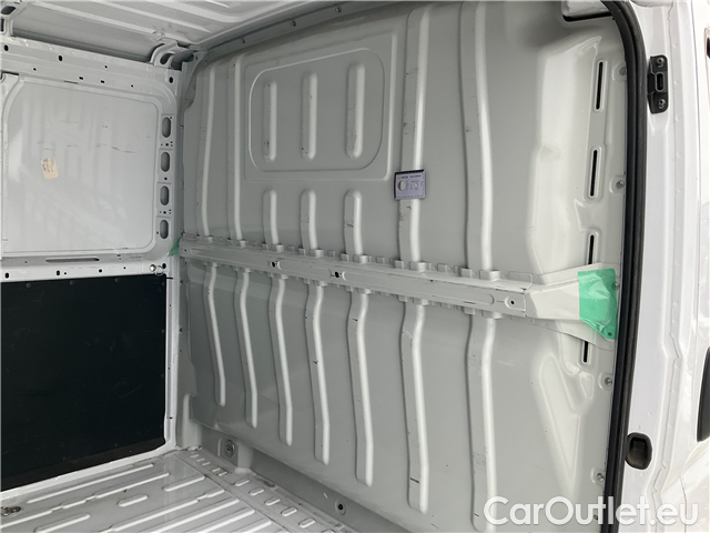  Peugeot  Boxer  2.2BHDI 120 3000 L2H1 4d #2