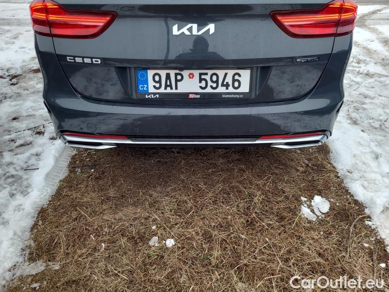  KIA  Cee'd Ceed  (CD) (2018->) Ceed SW 1.5 T-GDI 118 GT Line #7