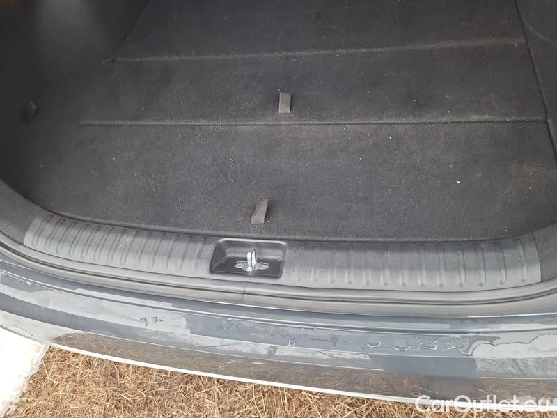  KIA  Cee'd Ceed  (CD) (2018->) Ceed SW 1.5 T-GDI 118 GT Line #9