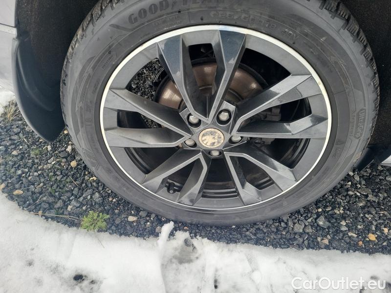  Skoda  Karoq  (NU)(2017->) Kar.2.0TDI 110 Sportlin 4x4 AT #12