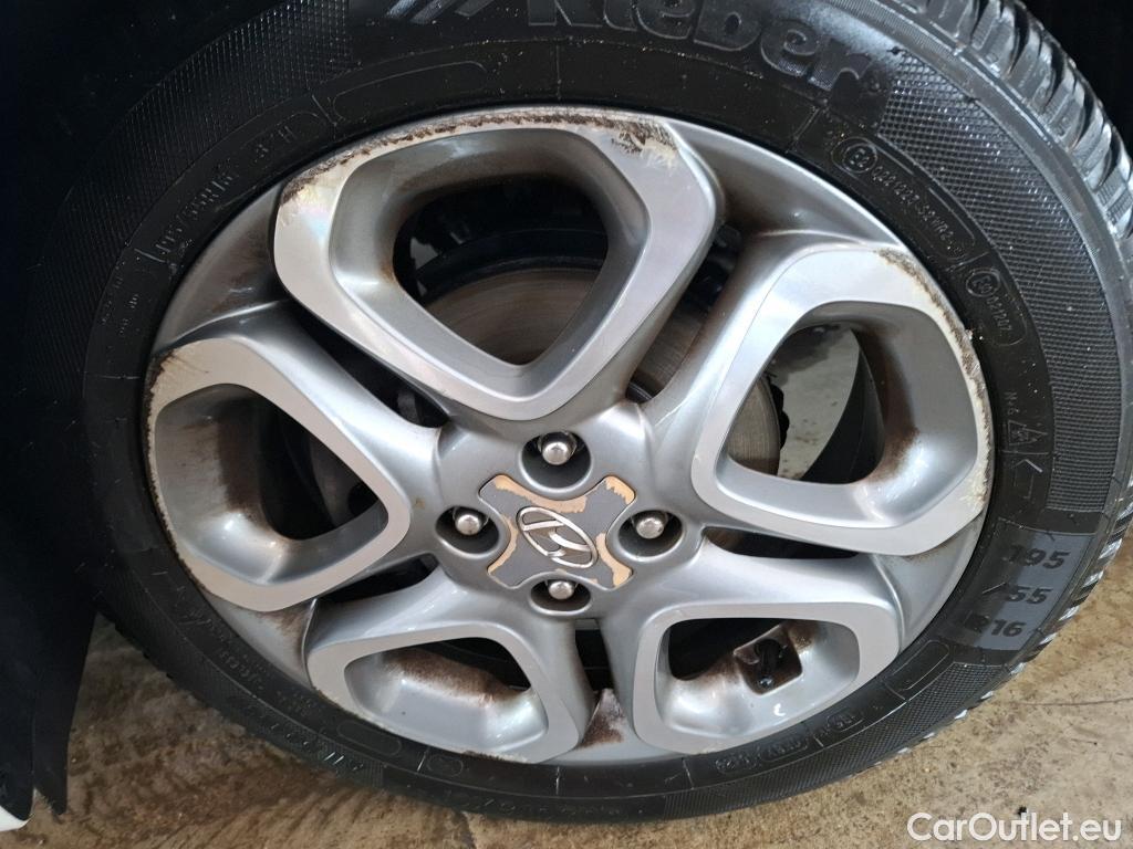  Hyundai  i20  Intuitive 1.2 85CV BVM5 E6 / TRANSFO VP VF #15