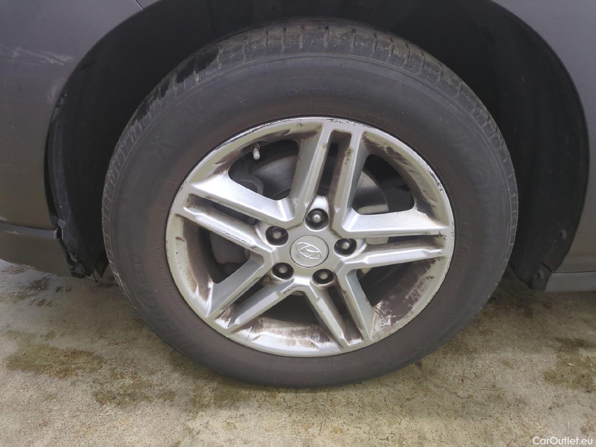  Hyundai  Konna Kona Business 2WD 1.6 CRDi 135CV BVA7 E6dT #3