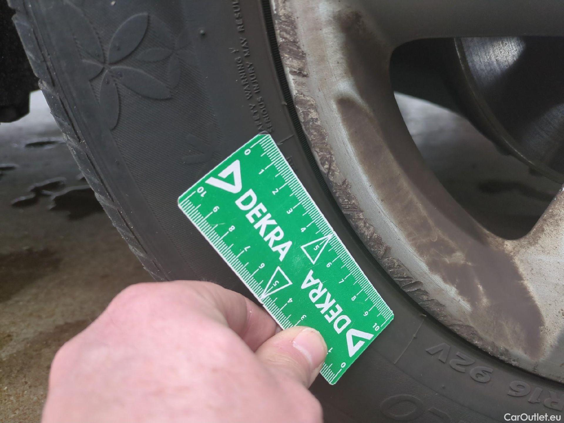  Hyundai  Konna Kona Business 2WD 1.6 CRDi 135CV BVA7 E6dT #13