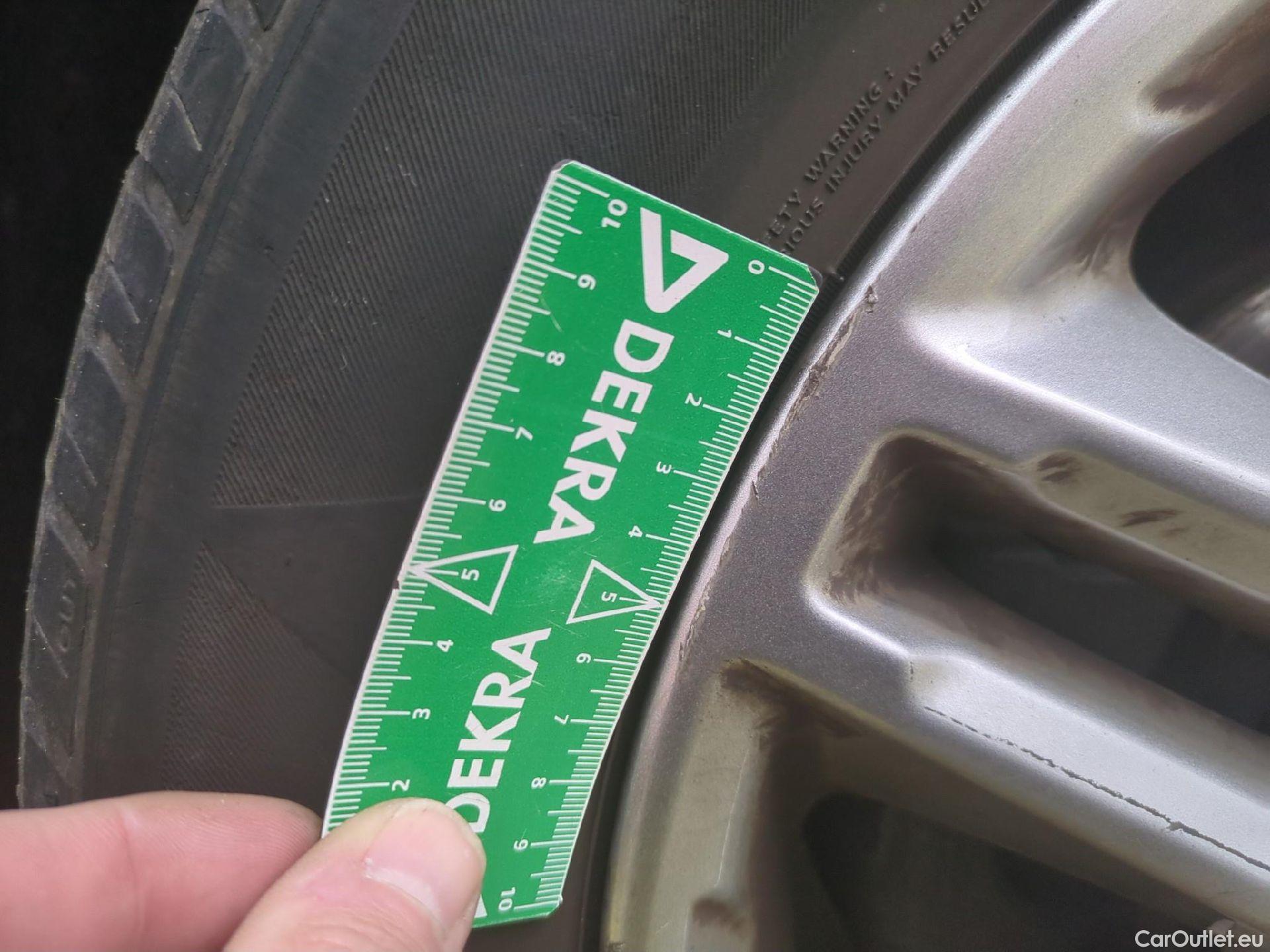  Hyundai  Konna Kona Business 2WD 1.6 CRDi 135CV BVA7 E6dT #6