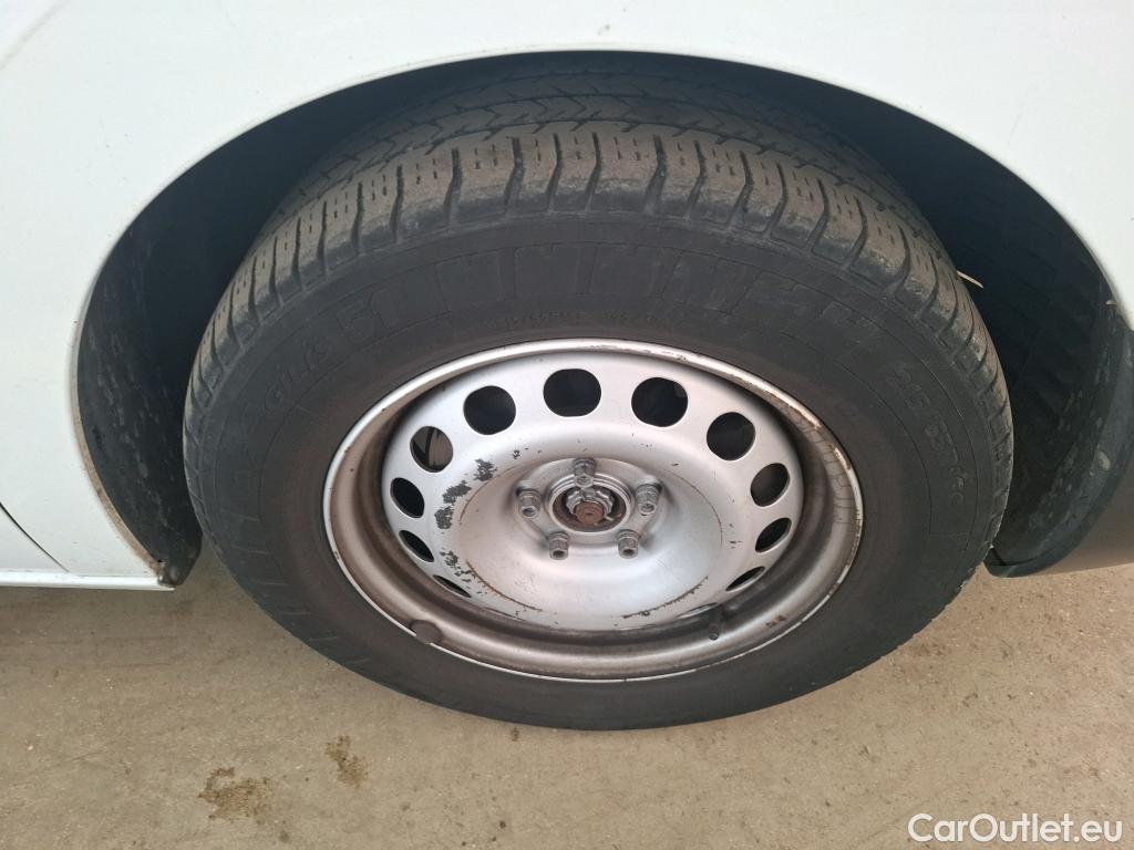  Citroen  Jumpy    Business M 1.6 BlueHDi 95 / MALFACON PEINTURE #17