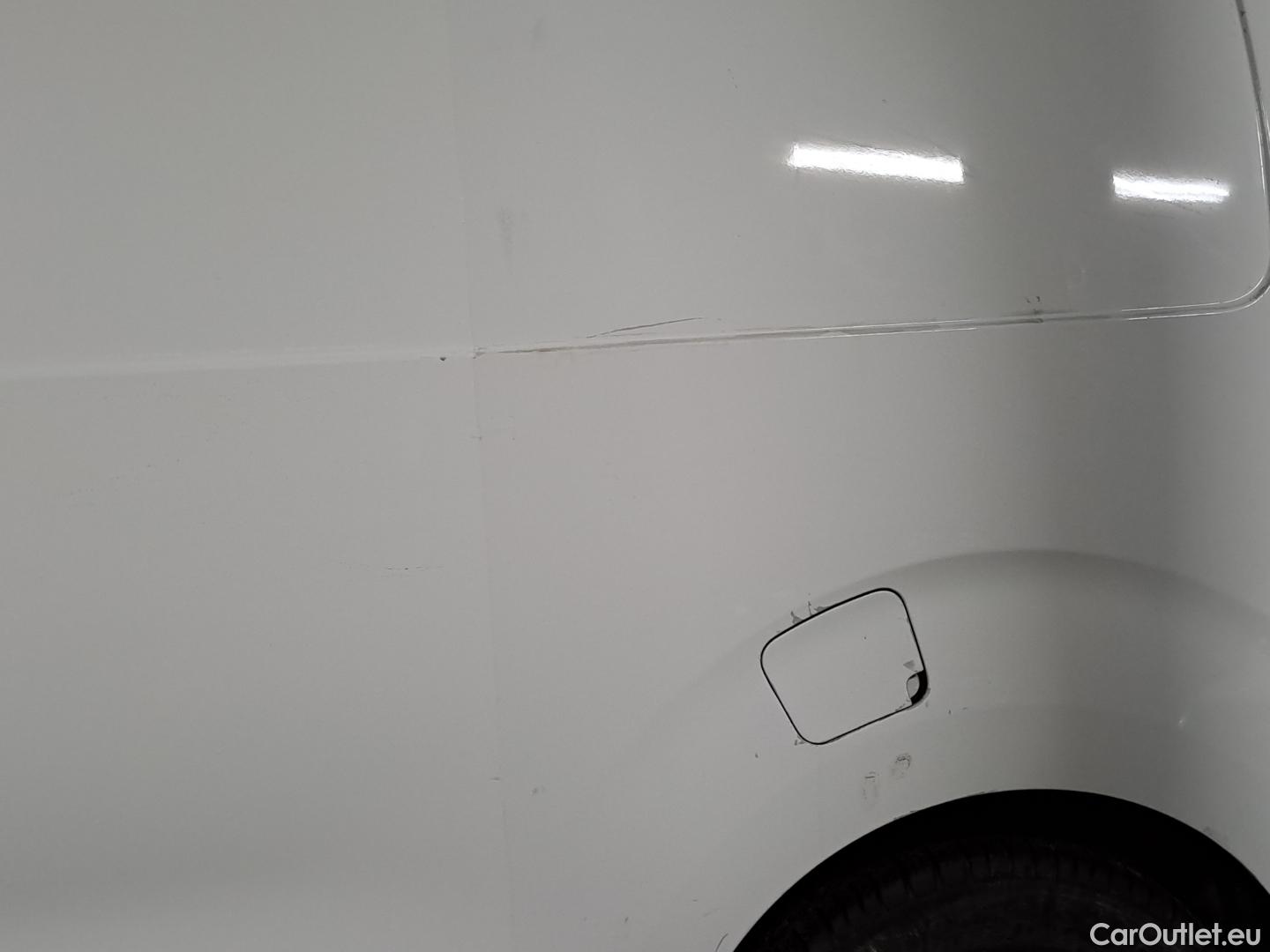  Citroen  Jumpy    Business M 1.6 BlueHDi 95 / MALFACON PEINTURE #27