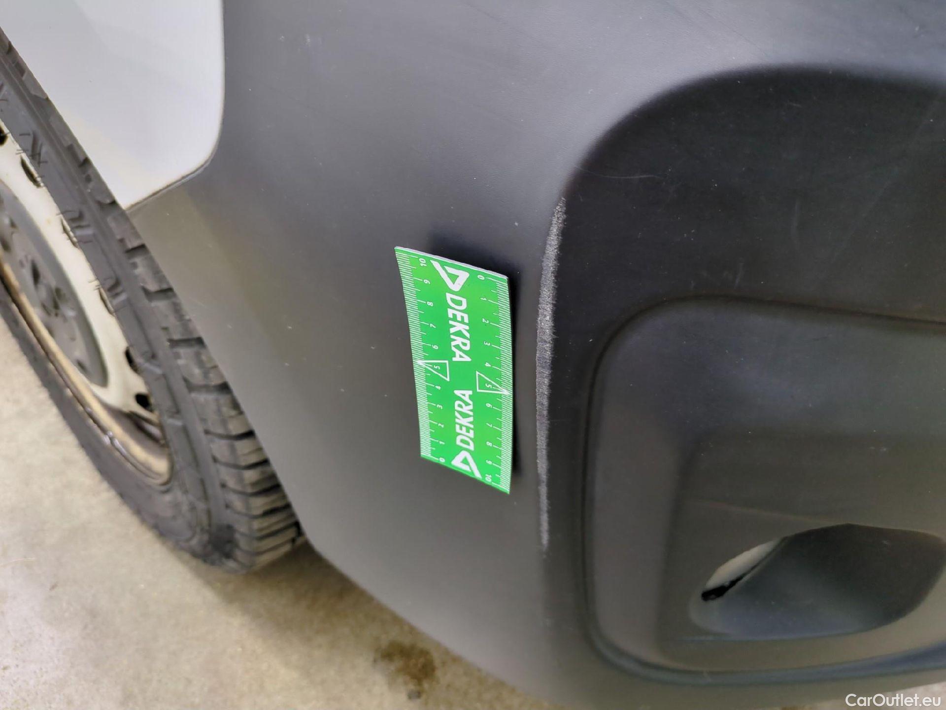  Peugeot  Expert  Fourgon Premium Pack Standard 1.6 HDi 95CV BVM5 E6 #23