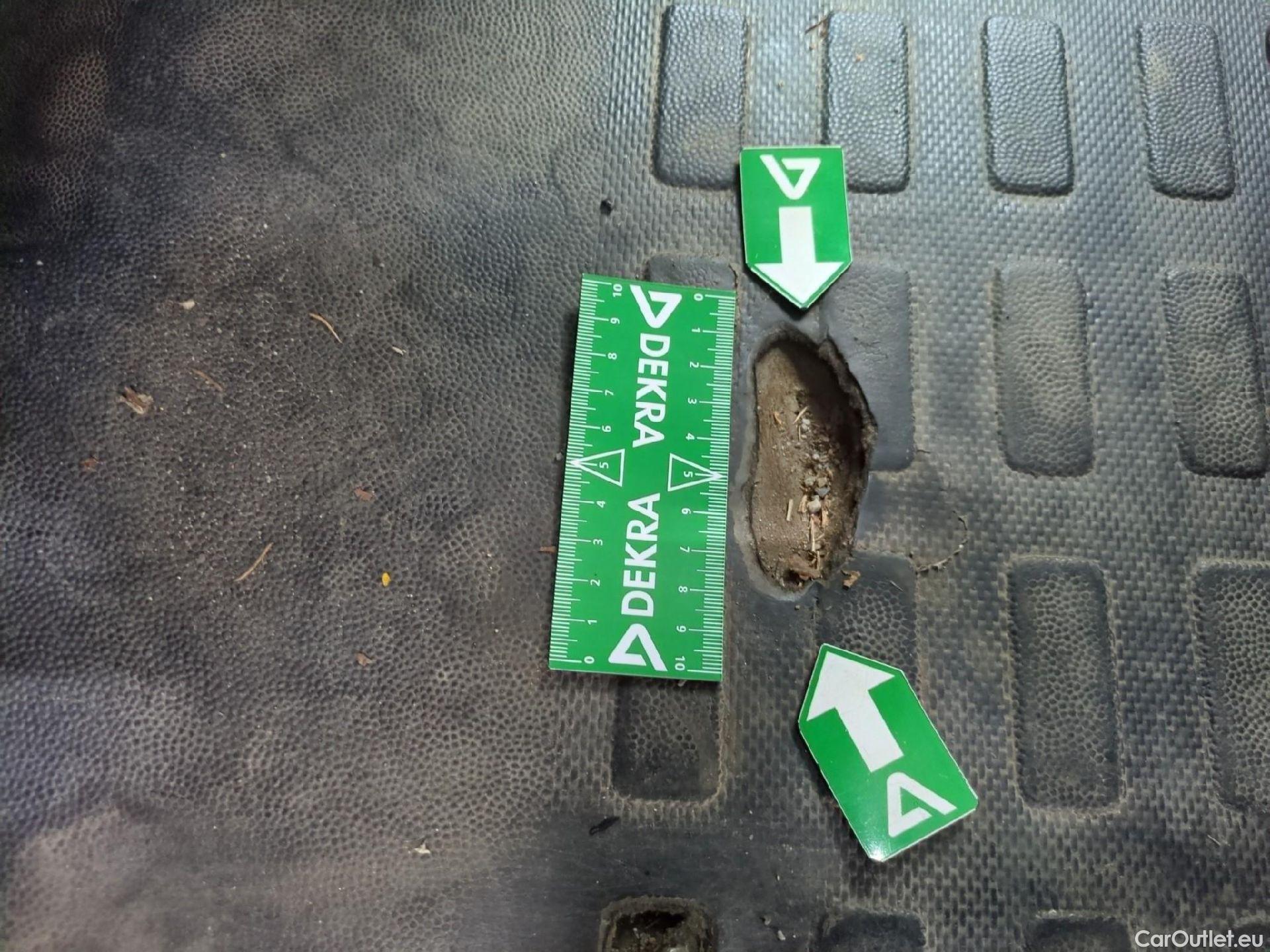  Peugeot  Expert  Fourgon Premium Pack Standard 1.6 HDi 95CV BVM5 E6 #1