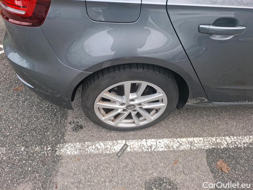  Audi  A3 AUDI  Sportback / 2016 / 5P / Berline 35 TFSI 150 COD S TRONIC BUSINESS LINE #19