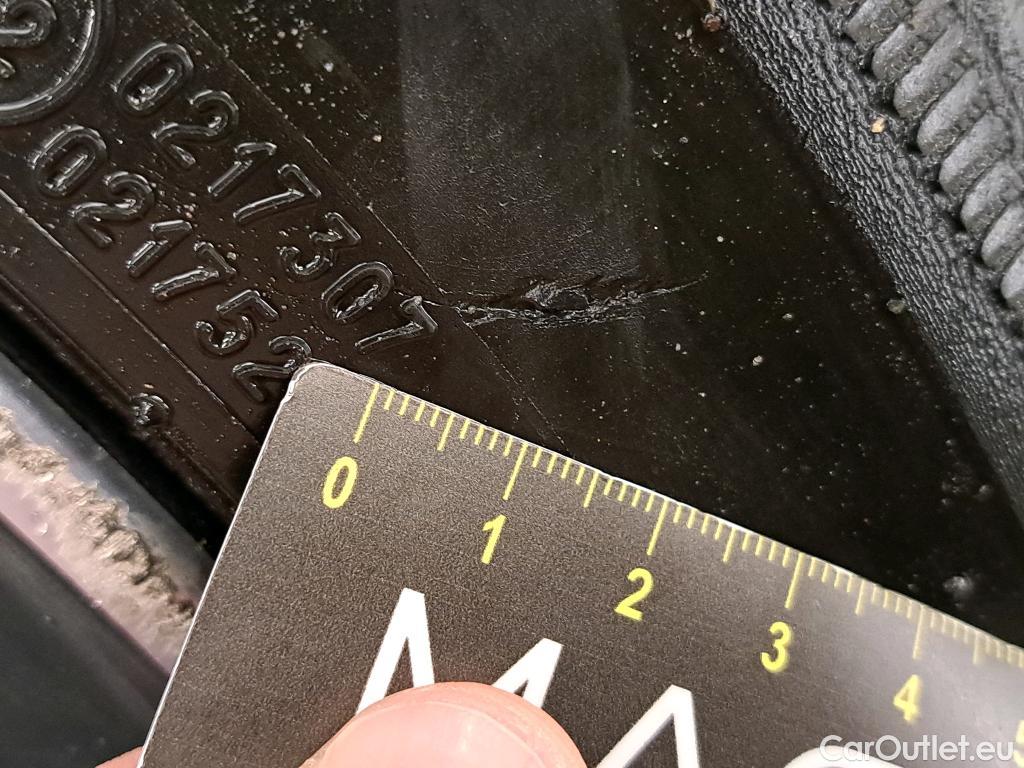  Bmw  Serie 2 BMW Série 2 Gran Coupé / 2019 / 4P / Berline 220D AUTO M Sport #2