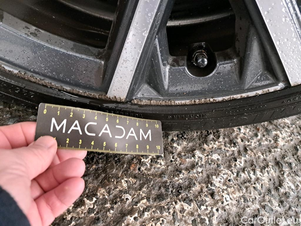  Bmw  Serie 2 BMW Série 2 Gran Coupé / 2019 / 4P / Berline 220D AUTO M Sport #13