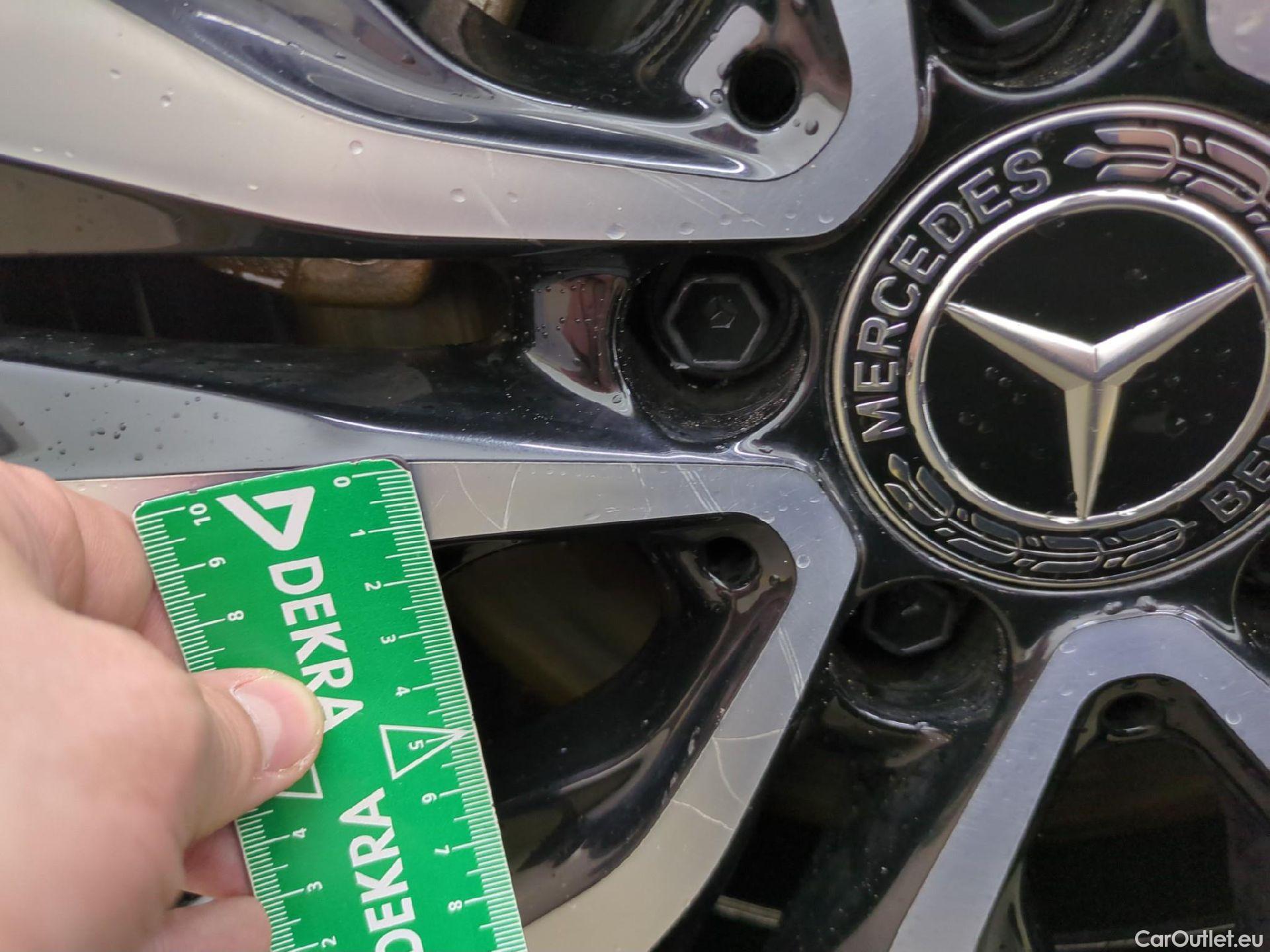  Mercedes  A-Klasse MERCEDES-BENZ Classe A Compact / 2018 / 5P / Berline A 250 e Business Line 8G-DCT #1