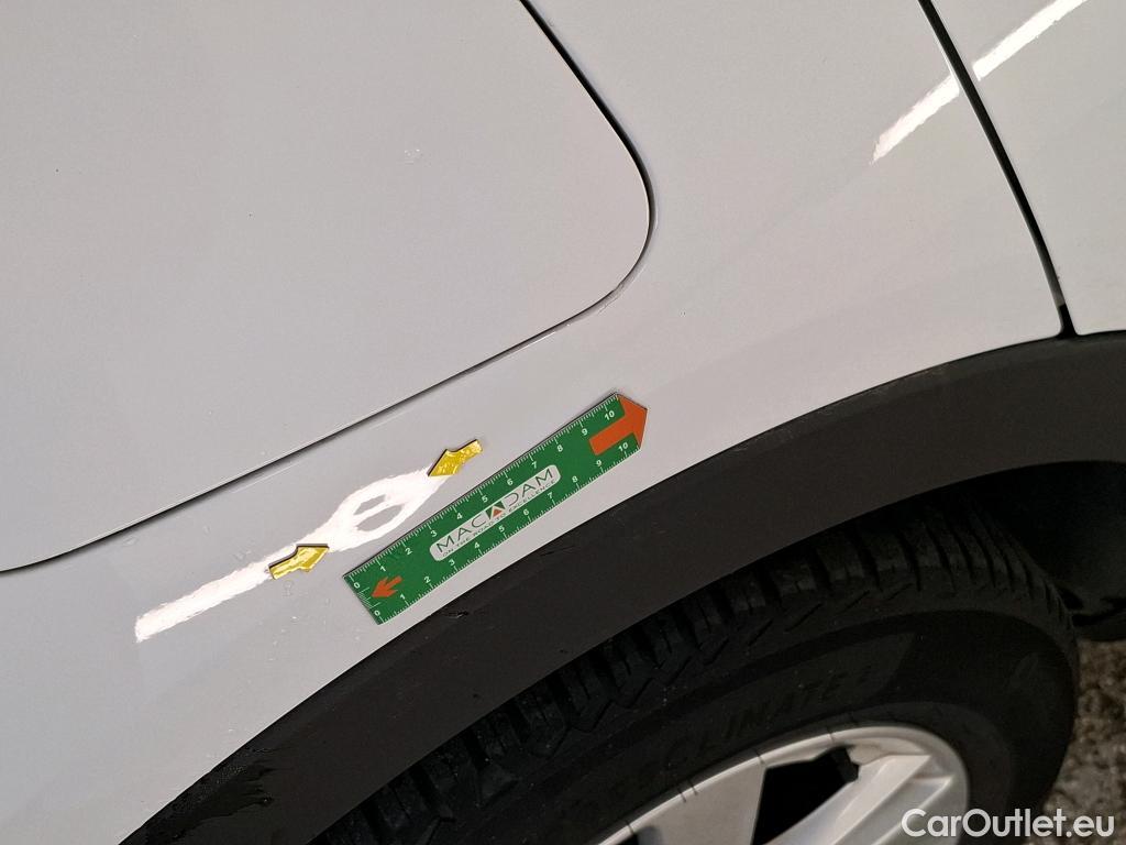  Opel   Grandland X OPEL / 2017 / 5P / SUV 1.2 TURBO 130 EDITION BUSINESS AUTO #10