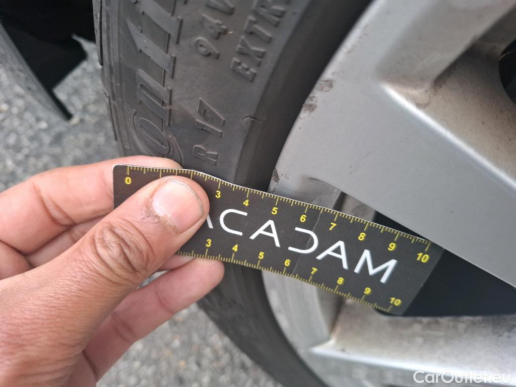  Audi  A3 AUDI  Sportback / 2016 / 5P / Berline 35 TFSI 150 COD S TRONIC BUSINESS LINE #13