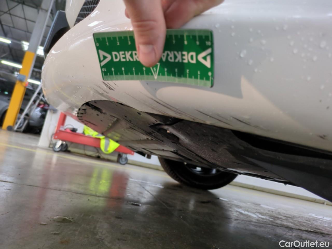  Mercedes  A-Klasse MERCEDES-BENZ Classe A Compact / 2018 / 5P / Berline A 250 e Business Line 8G-DCT #10