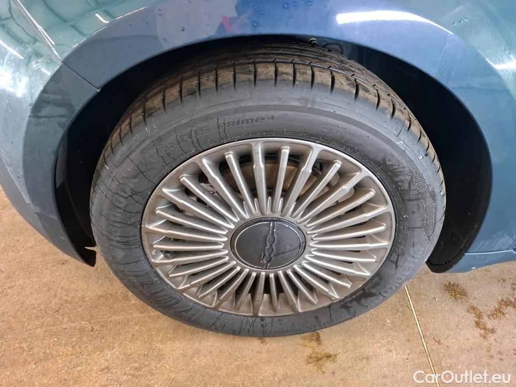  Fiat  500 FIAT   2020  3P  Berline 42kWh Icone #5
