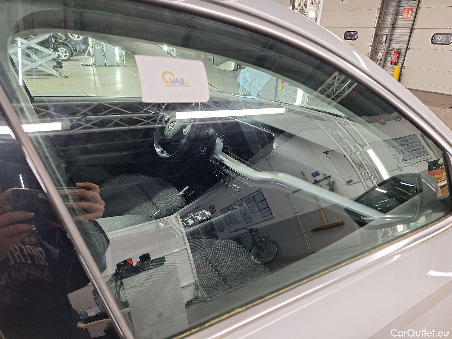  Skoda  Octavia Skoda,  Combi '20, Skoda  Combi 1.0 TSI eTec 81kW DSG7 Ambitio #20