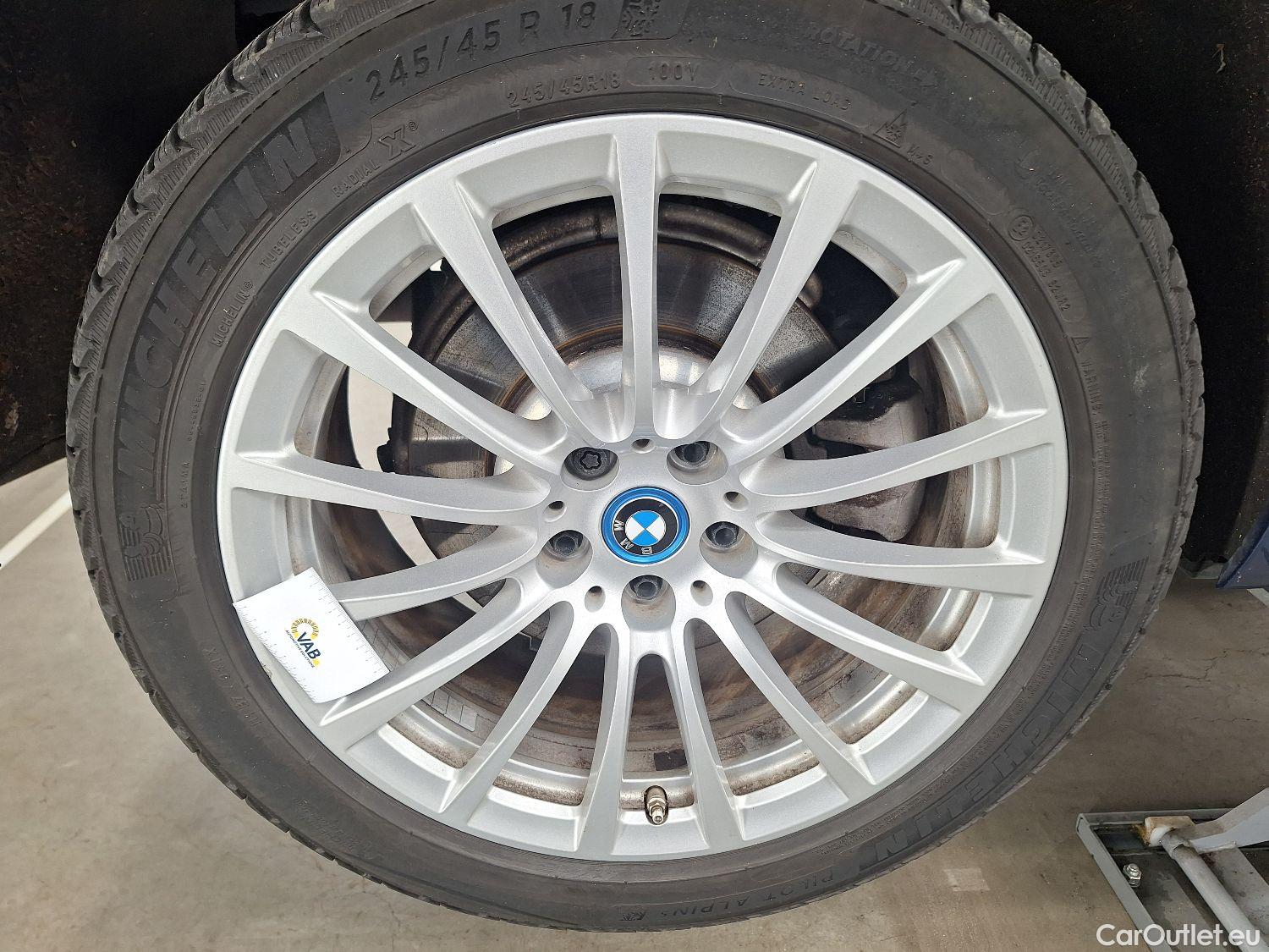  Bmw  Serie 5 BMW, 5-ser To FL'20 PHEV, BMW 5 Reeks Touring 520e 150kW 5d #9