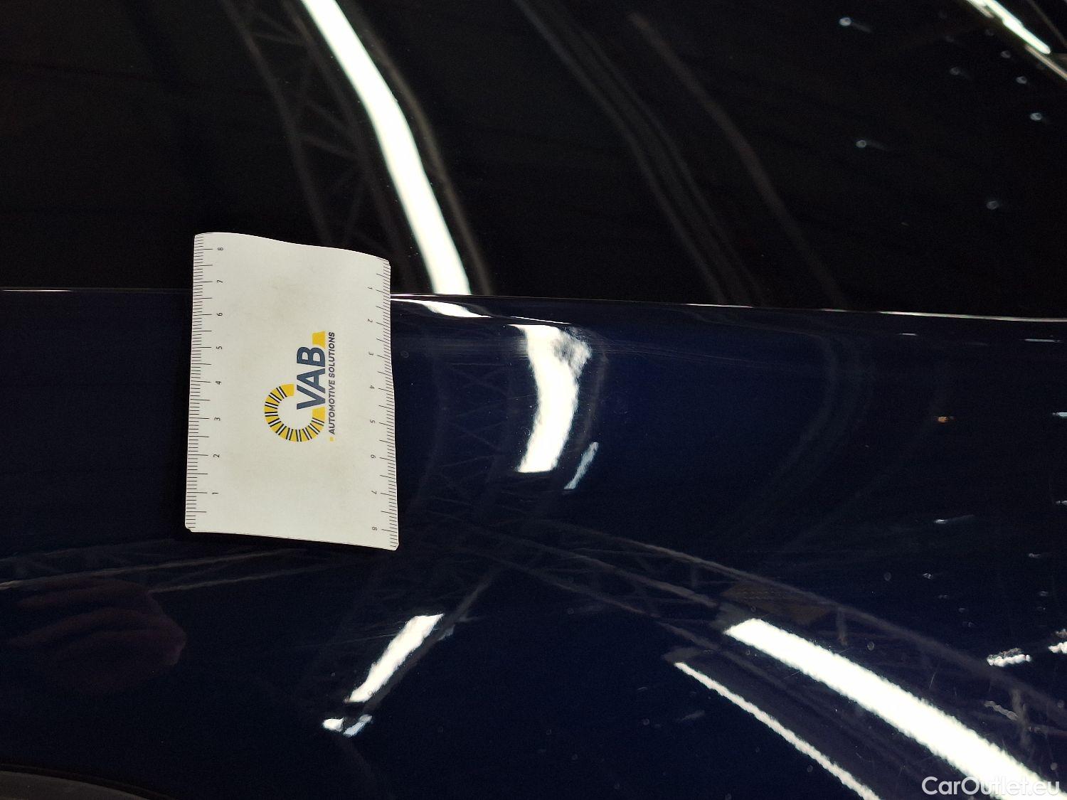  Jaguar  XE Jaguar,  FL'19, Jaguar  D180 Aut. S 4d #37