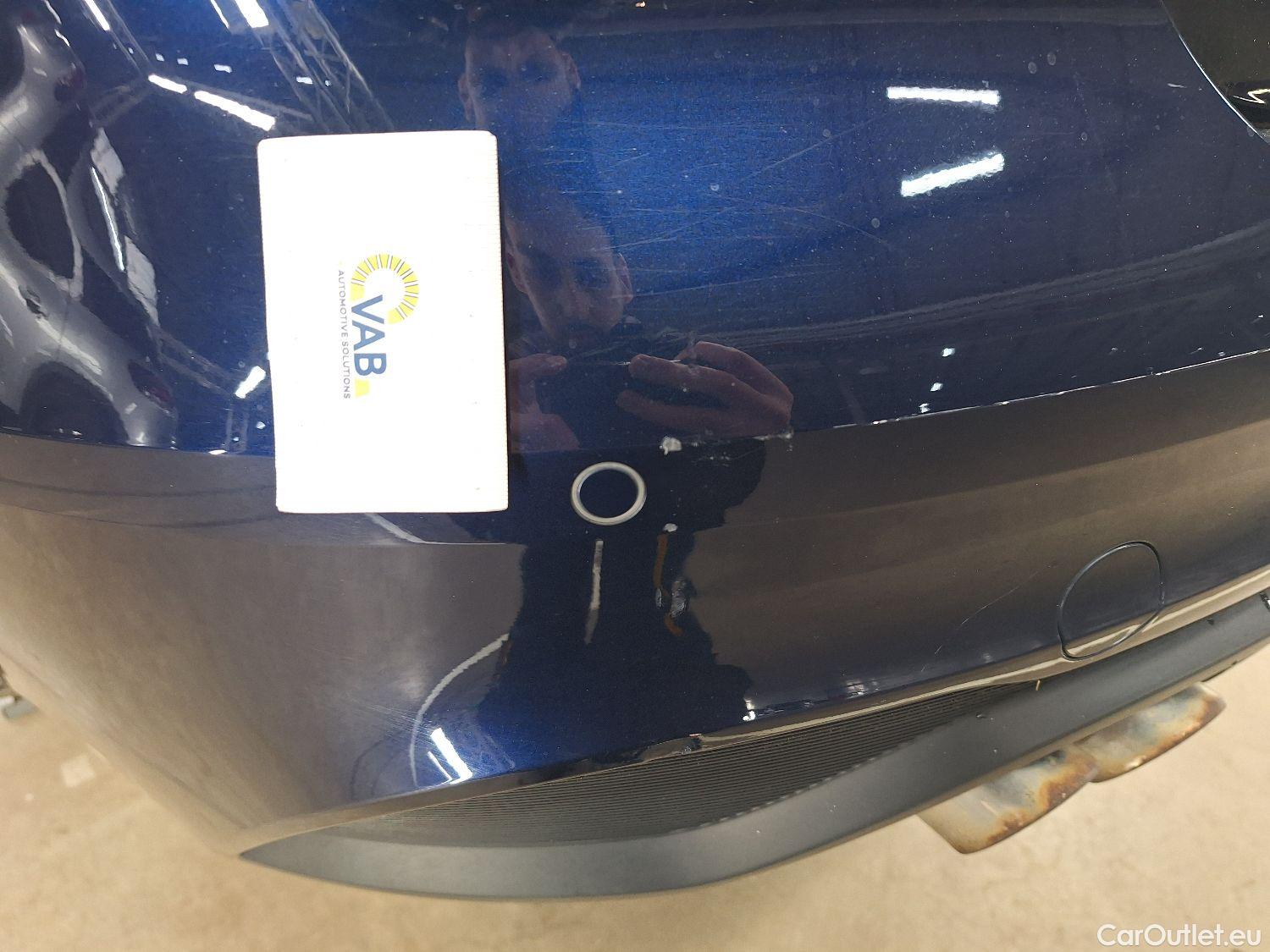  Jaguar  XE Jaguar,  FL'19, Jaguar  D180 Aut. S 4d #28