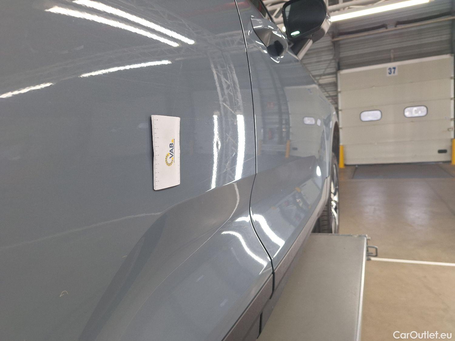  Volvo  XC 40 Volvo, XC40 '17 PHEV, Volvo XC40 T4 Recharge Geartronic R-Design 5d #19