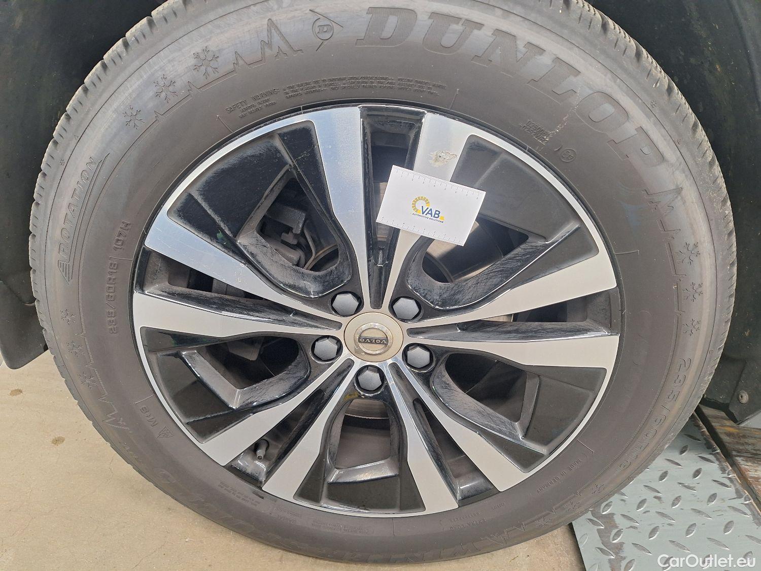  Volvo  XC60 Volvo,  '17, Volvo  D4 120kW Geartronic Momentum Pro 5d #20