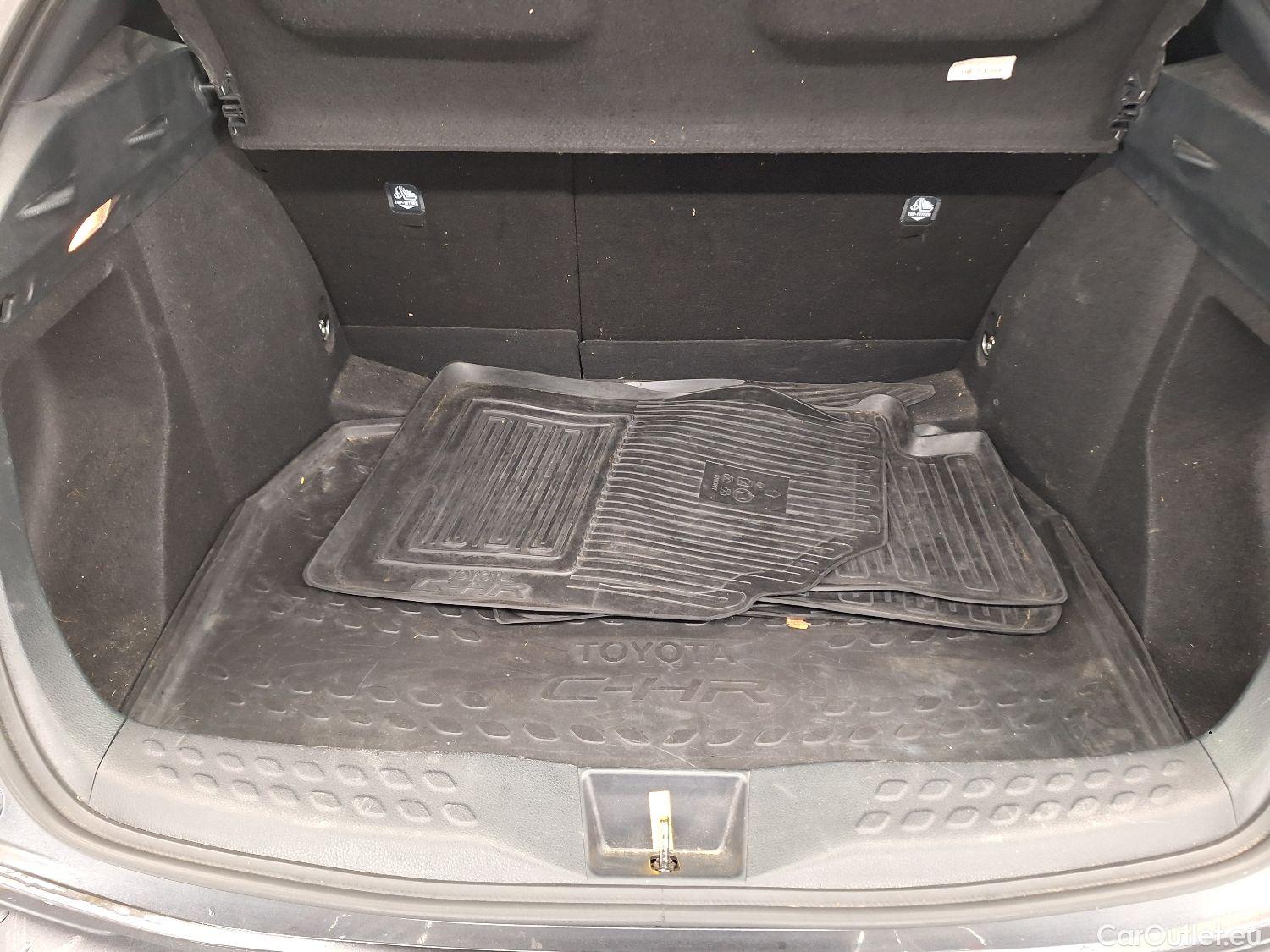  Toyota  C-HR Toyota,  '16, Toyota  1.8 VVT i-Hybrid C-Enter E-CVT 5d #37