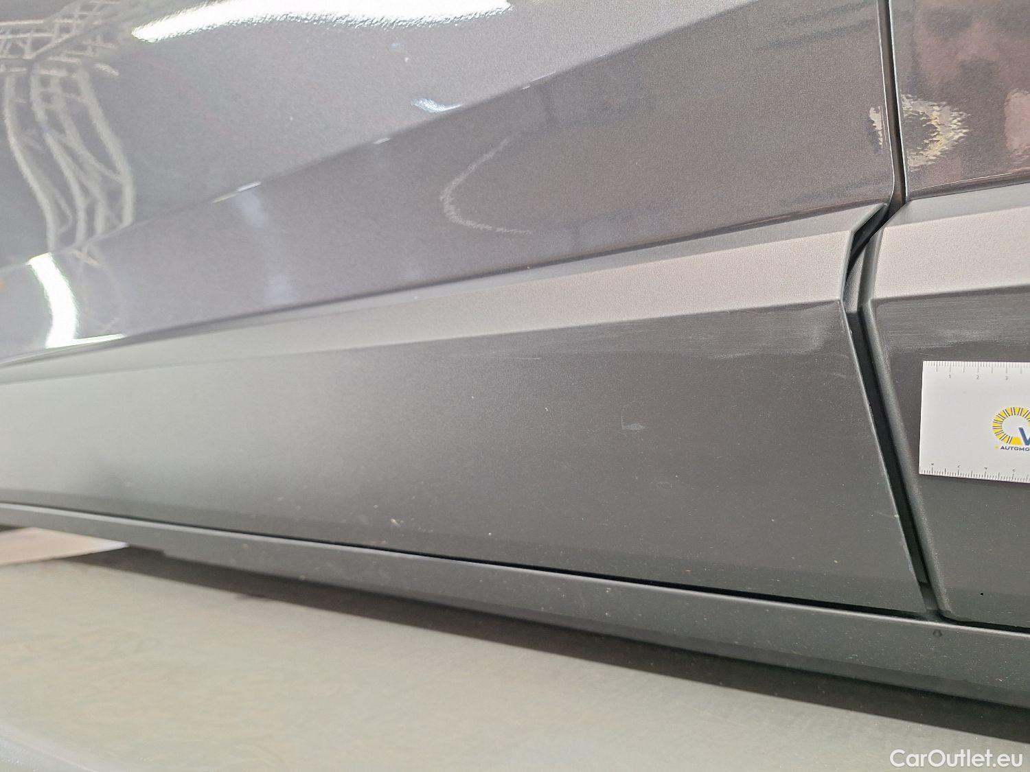  Toyota  C-HR Toyota,  '16, Toyota  1.8 VVT i-Hybrid C-Enter E-CVT 5d #26