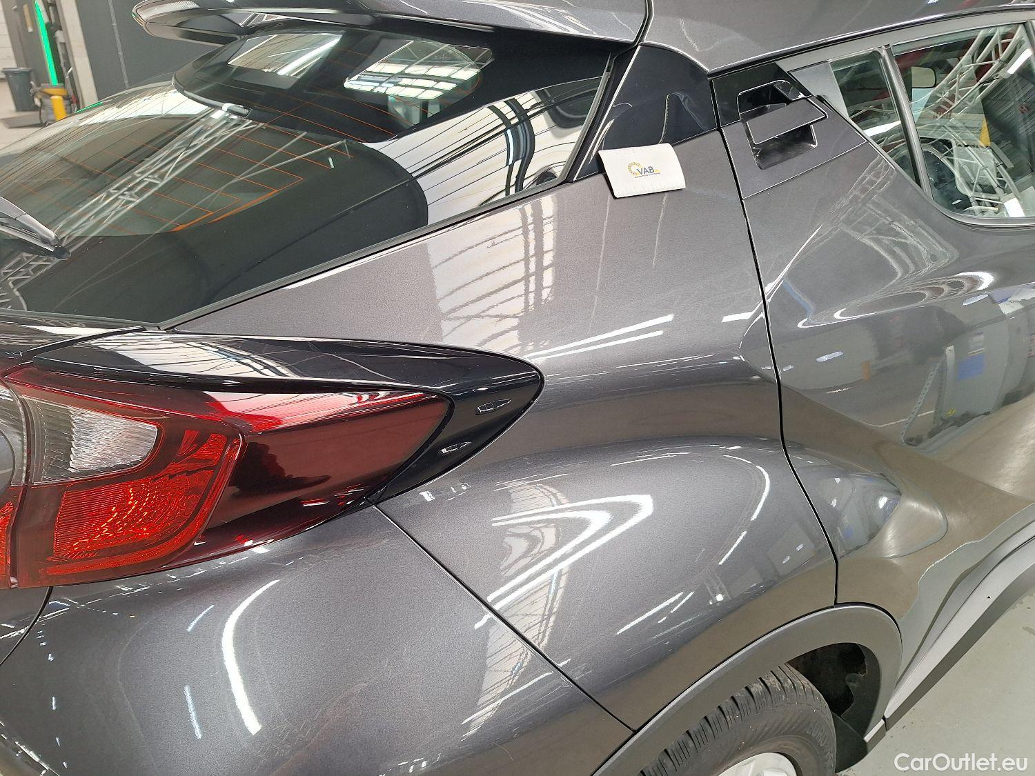  Toyota  C-HR Toyota,  '16, Toyota  1.8 VVT i-Hybrid C-Enter E-CVT 5d #30