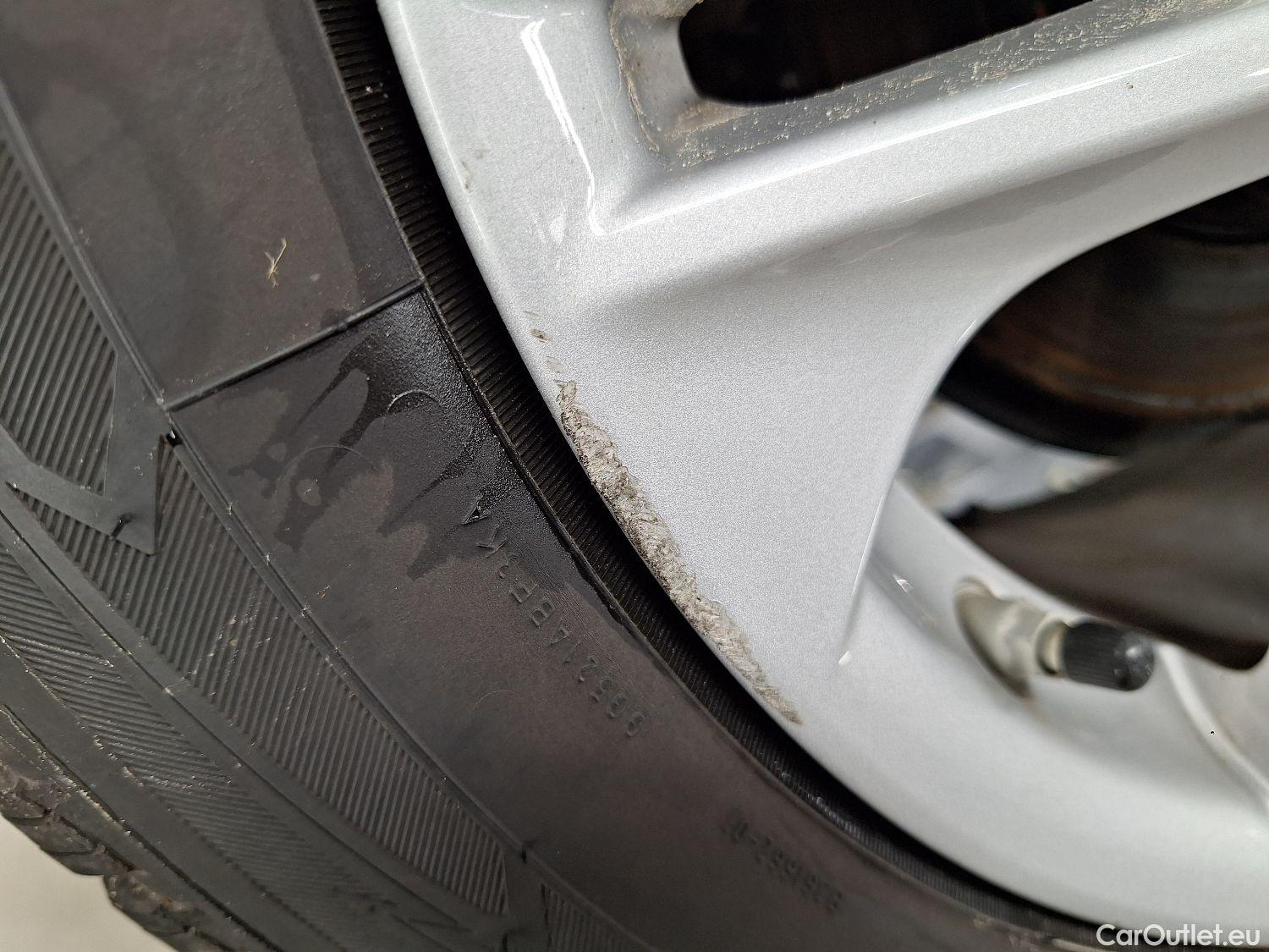  Toyota  Corolla Toyota,  TS '19, Toyota  Touring Sports 1.8 Hybrid Dynamic e #5