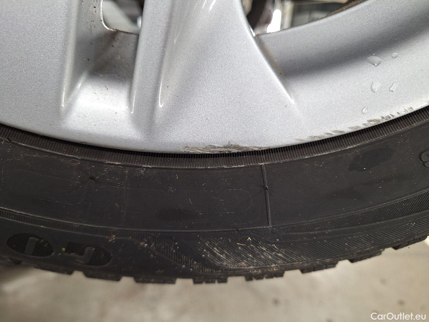  Toyota  Corolla Toyota,  TS '19, Toyota  Touring Sports 1.8 Hybrid Dynamic e #9