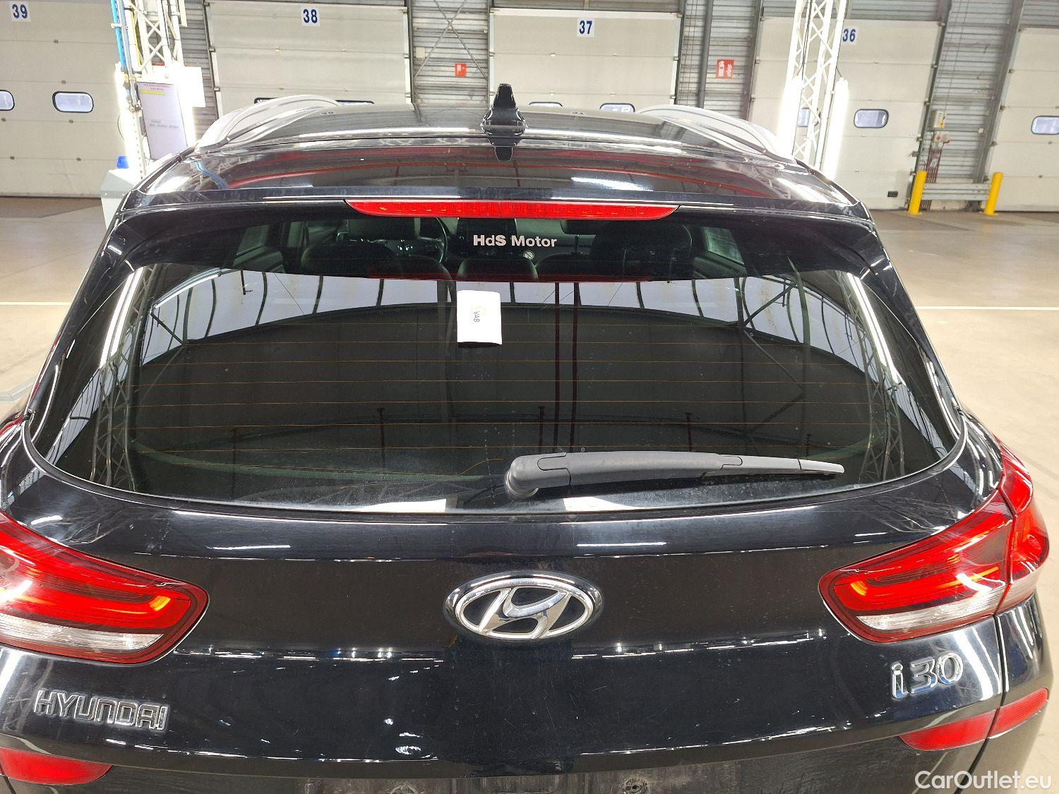  Hyundai  i30 Hyundai,  Wagon '17, Hyundai  Wagon 1.6 CRDi DCT 100kW Sky 5d #30