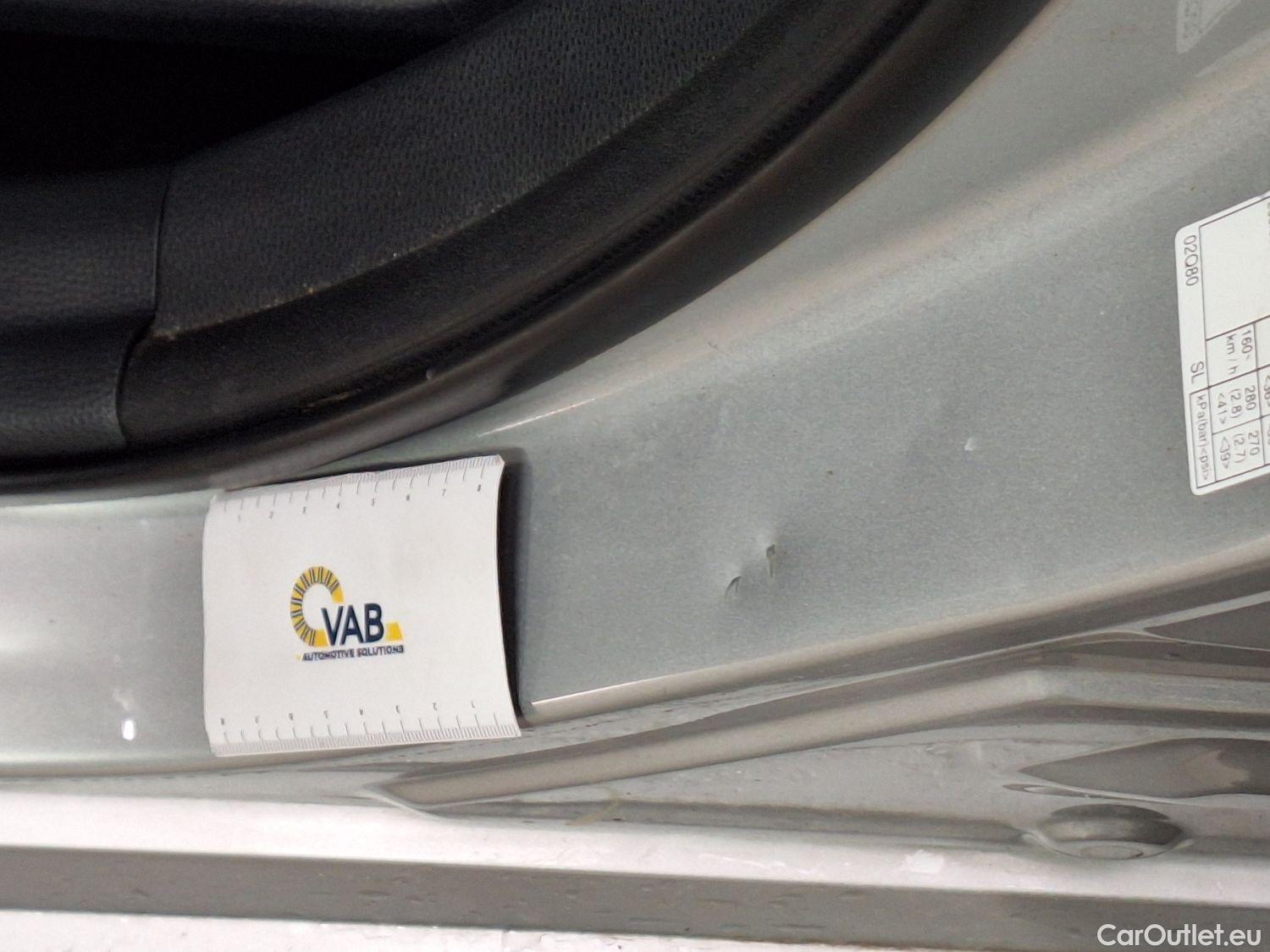  Toyota  Corolla Toyota,  TS '19, Toyota  Touring Sports 1.8 Hybrid Dynamic e #37