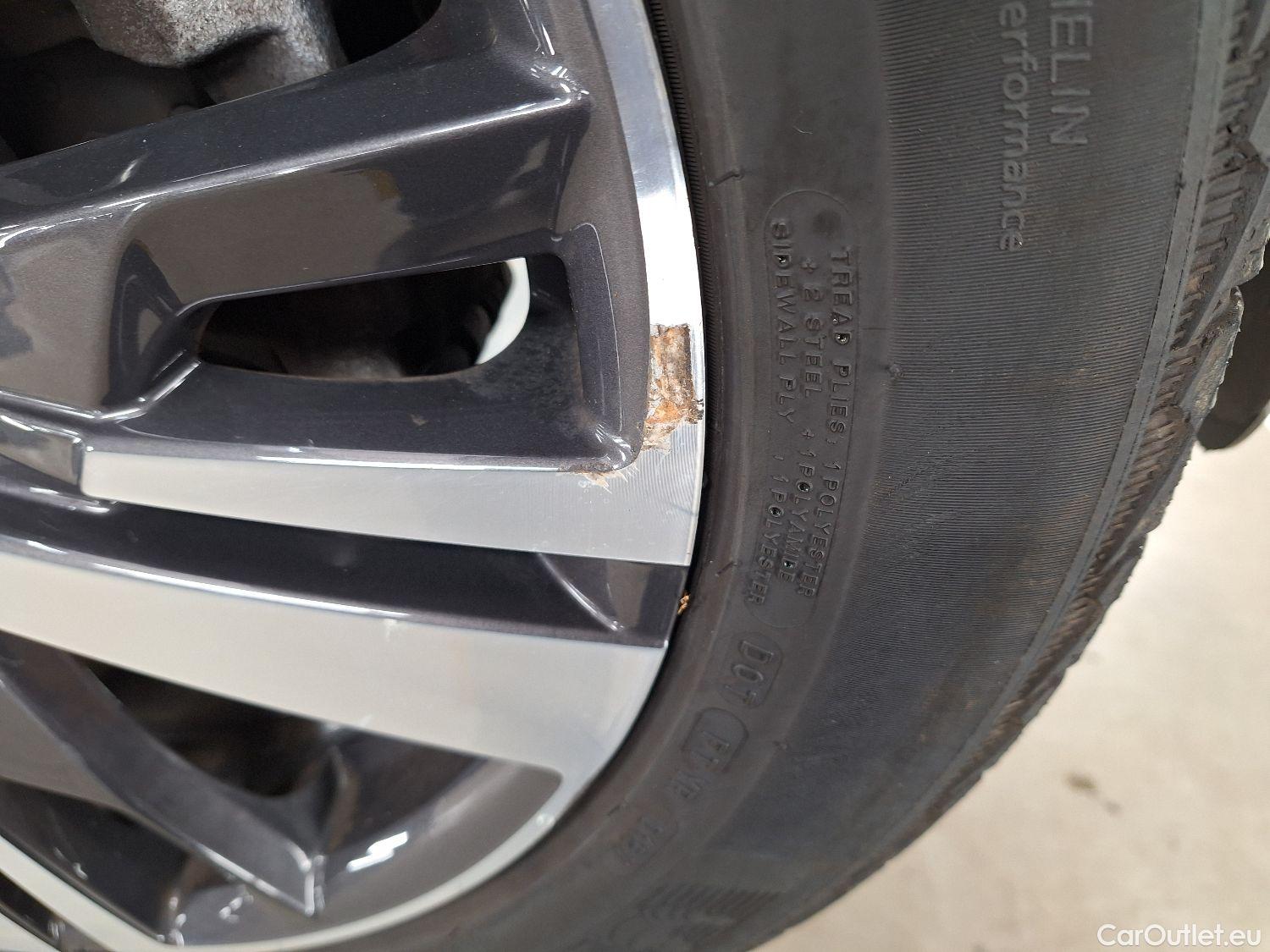  Peugeot  5008 Peugeot,  FL'20, Peugeot  1.5 BlueHDi 96kW S&S EAT8 Allure Pack #4