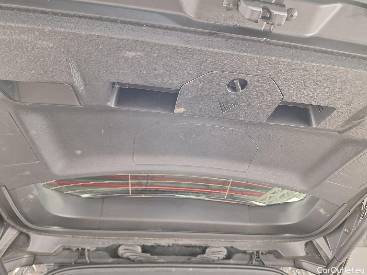  Peugeot  5008 Peugeot,  FL'20, Peugeot  1.5 BlueHDi 96kW S&S EAT8 GT 5d #28