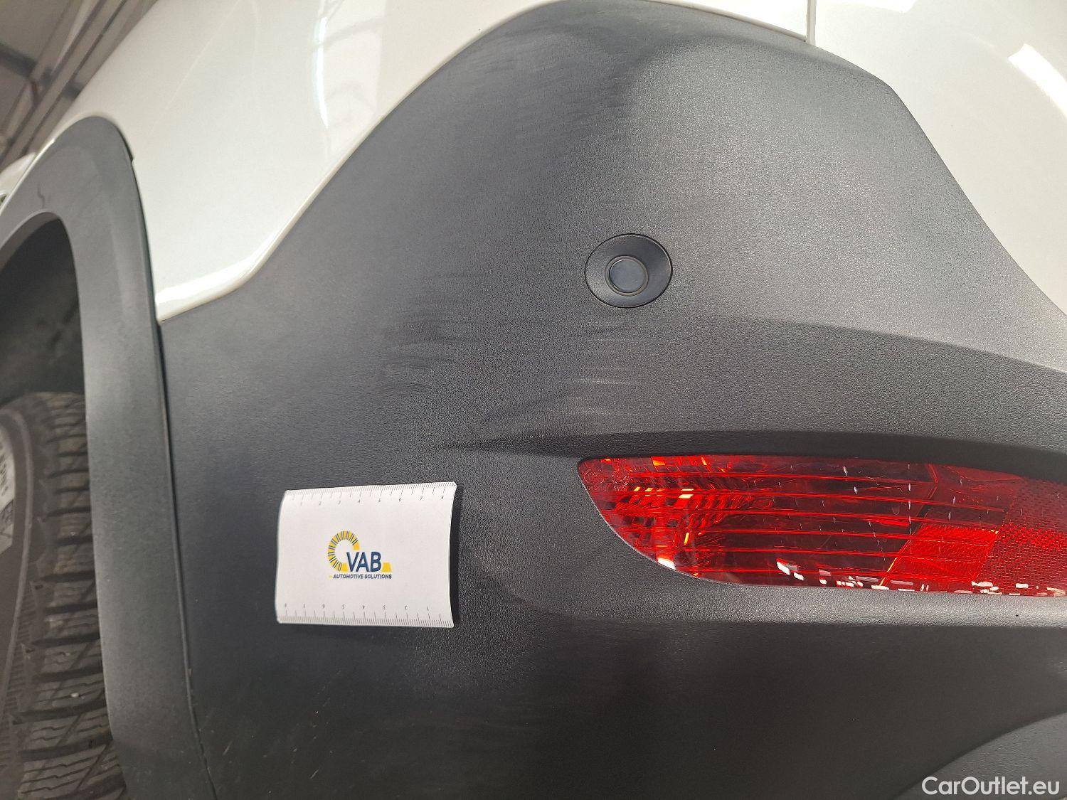  Peugeot  5008 Peugeot,  FL'20, Peugeot  1.5 BlueHDi 96kW S&S EAT8 GT 5d #33