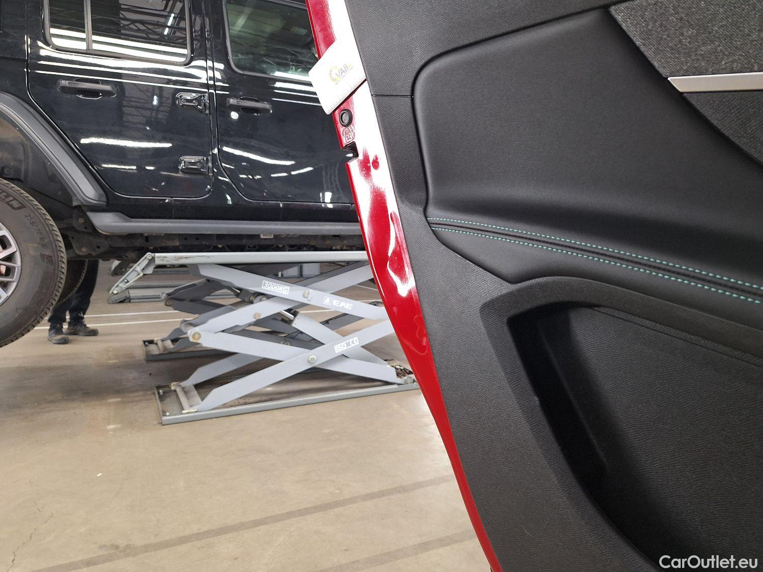  Peugeot  5008 Peugeot,  FL'20, Peugeot  1.5 BlueHDi 96kW S&S EAT8 Allure Pack #13