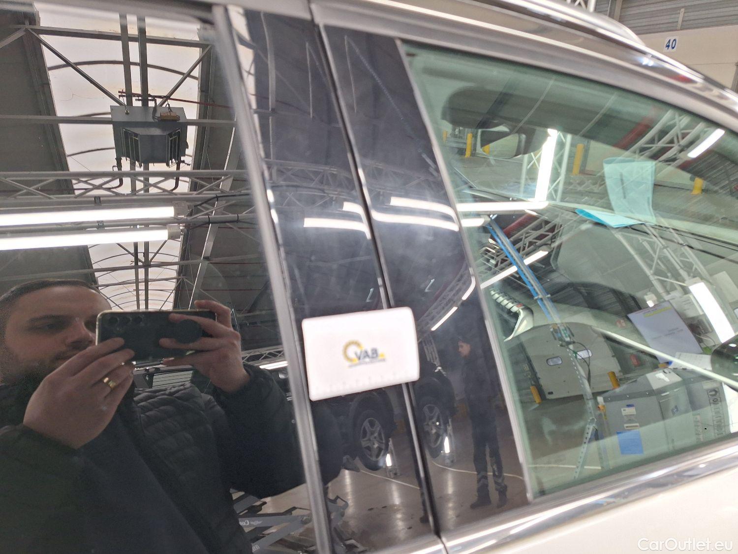  Peugeot  5008 Peugeot,  FL'20, Peugeot  1.5 BlueHDi 96kW S&S EAT8 GT 5d #14