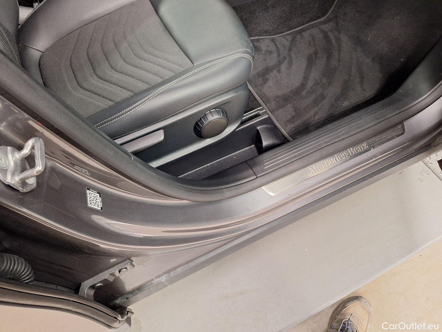  Mercedes  GLA Mercedes,  '20, Mercedes-Benz   180 d Business Solution 5d #34