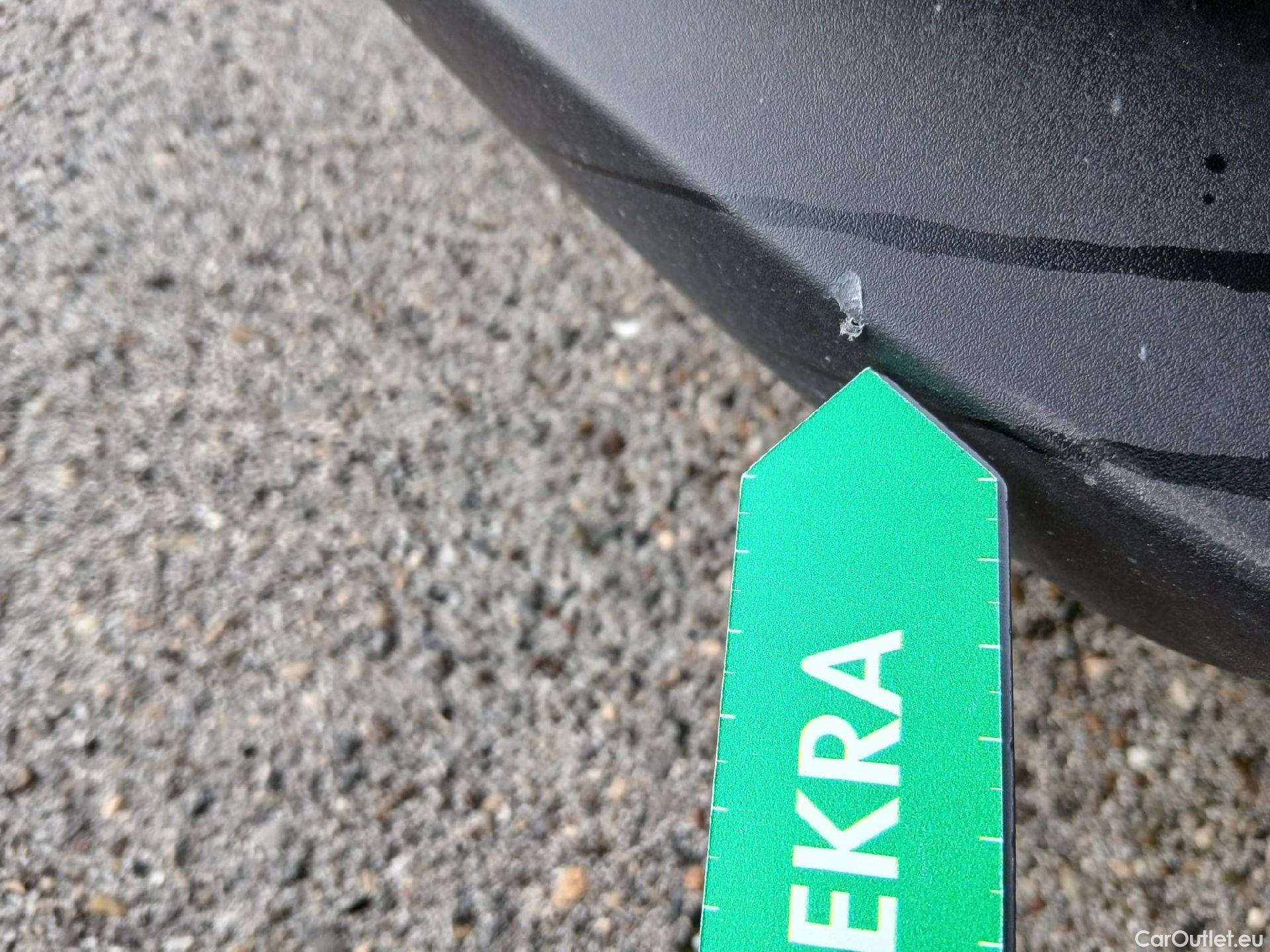  Hyundai  Konna HYUNDAI Kona / 2023 / 5P / todoterreno HEV 1.6GDI 129CV DT Maxx #8