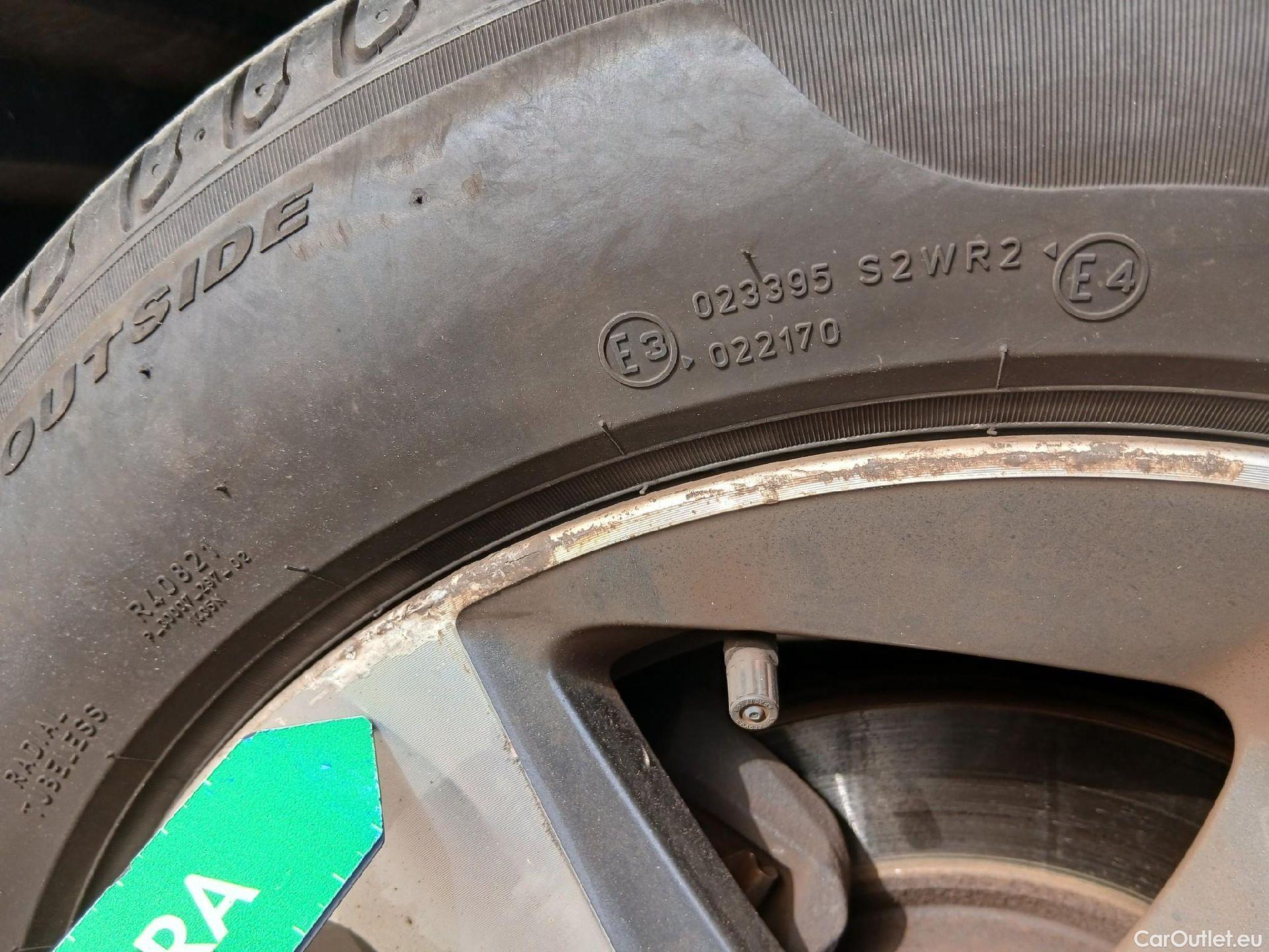  Nissan  Juke NISSAN  / 2014 / 5P / crossover G.E6D-Temp 83kW (112 CV) 5M/T ACENTA (CX) #9