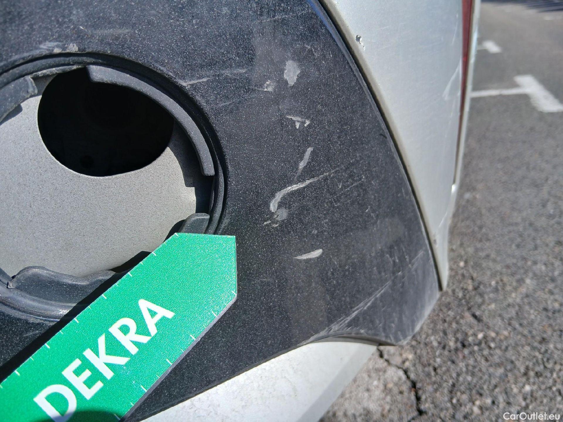  Toyota  Corolla TOYOTA  1.8 125H ACTIVE TECH E-CVT #34