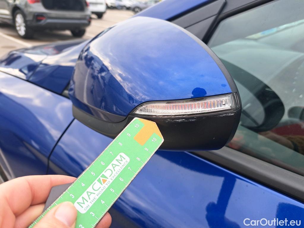  Hyundai   Ioniq HYUNDAI / 2019 / 5P / berlina con portón 1.6 GDI HEV Klass DT #31