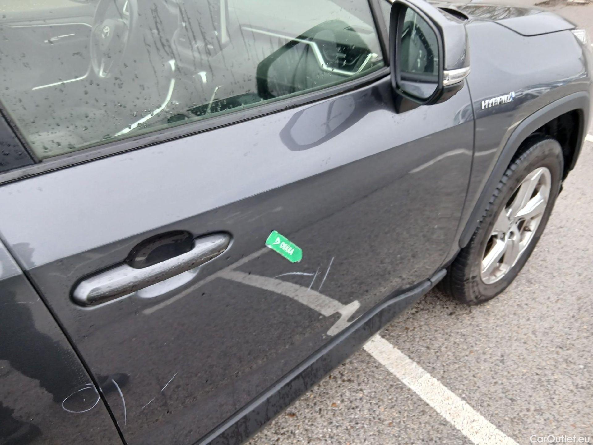  Toyota  RAV4 TOYOTA  / 2018 / 5P / todoterreno 2.5l 220H Advance #37